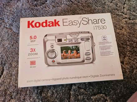 Photo of free Kodak digital camera (Riddlesdown CR8) #2