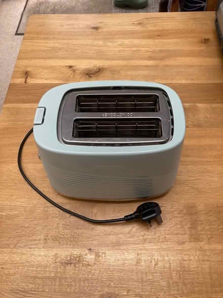 Photo of free Morphy Richards toaster (TW9 (Kew)) #1