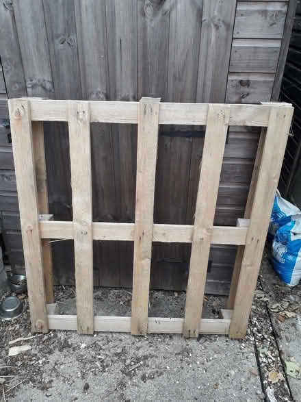 Photo of free Pallet (Princes Risborough HP27) #1