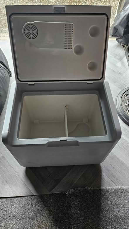 Photo of 12v Car cooler box or mini fridge (Harborough LE16) #1