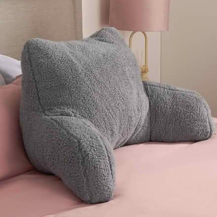 Photo of free Teddy Fleece Reading Pillow in Grey (Upminster Bridge RM14) #2