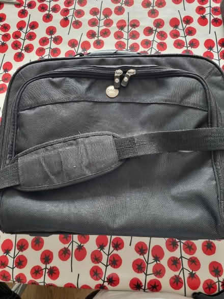 Photo of free dell laptop bag (Longley S5) #1