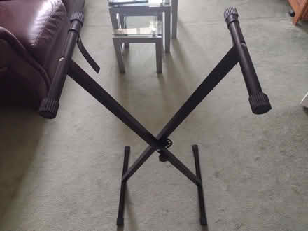 Photo of free Crystals Double Braced X Frame Music Piano Keyboard Stand (Polwarth EH11) #3