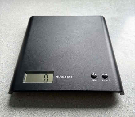 Photo of free Kitchen Scales (Denby DE5) #1