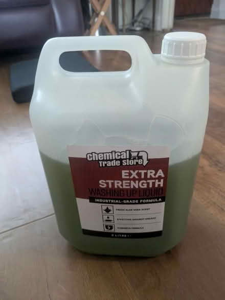 Photo of free 4L Washing up liquid (SE16) #1