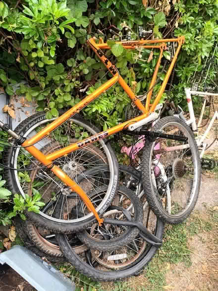 Photo of free 3 x bike frames and parts (Bedmond WD5) #1