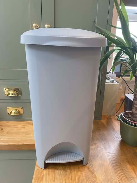 Photo of free Addis Kitchen Bin (Grey) (Grange CH48) #1