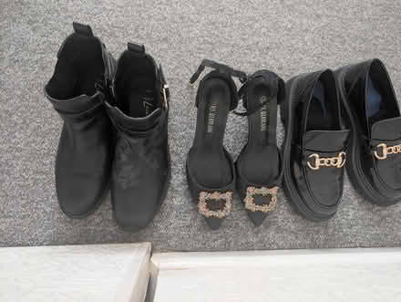 Photo of free Shoes (CV6) #2