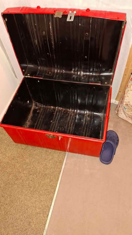 Photo of free Metal Trunk Vintage (Marshalswick AL4) #2
