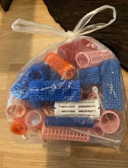 Photo of free Hair Rollers are scarf (SW16) #3