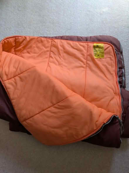 Photo of free Sleeping Bag (Ascot) #1
