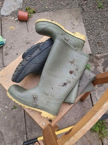 Photo of free 2 pairs of wellies size 5 and 7 (adults) (Llandrindod LD1) #1