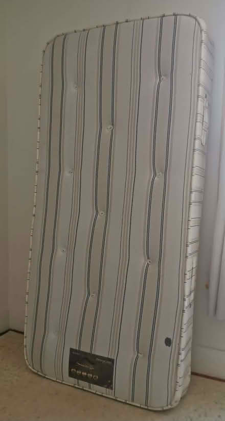 Photo of free Single bed (Hartington Road BN2) #1