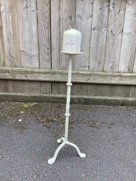 Photo of free Candle stick and candle (Steventon SY8) #1