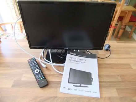 Photo of free Small TV including DVD/CD player (Abingdon-on-Thames OX14) #1