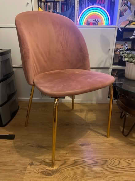 Photo of free Pink chair (BA2) #1