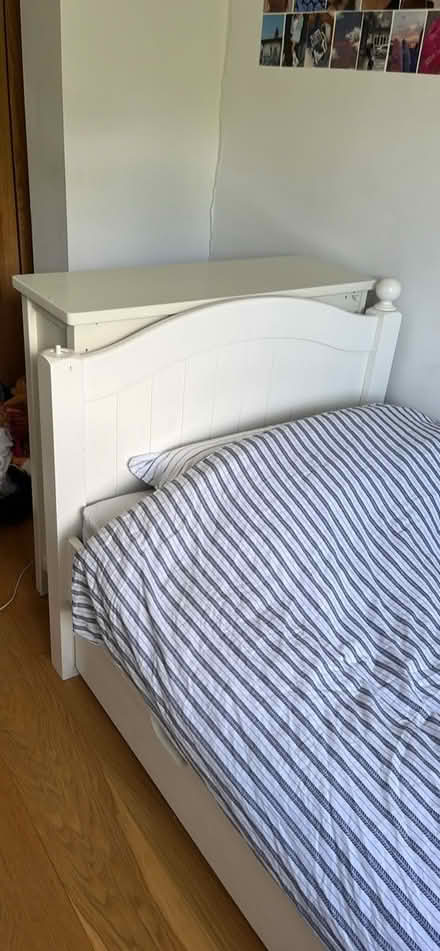 Photo of free Single Bed 3ft and mattress (Enfield N21) #2
