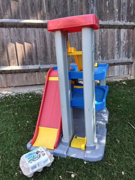 Photo of free Child's large toy garage (no cars) (Ladygrove OX11) #2