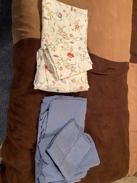 Photo of free double bed with bedding (Gabriola Island) #3