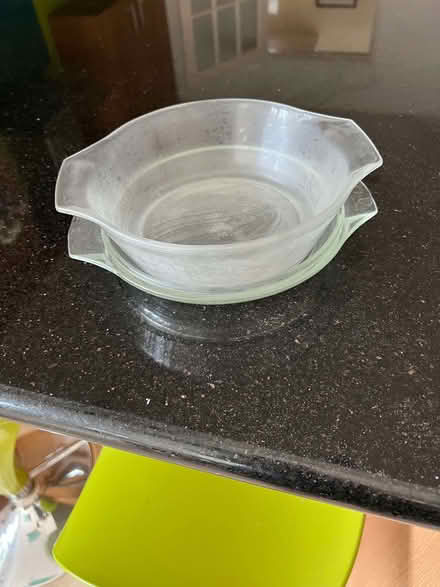 Photo of free Small pyrex dish with lid (Chalkhouse Green RG4) #2