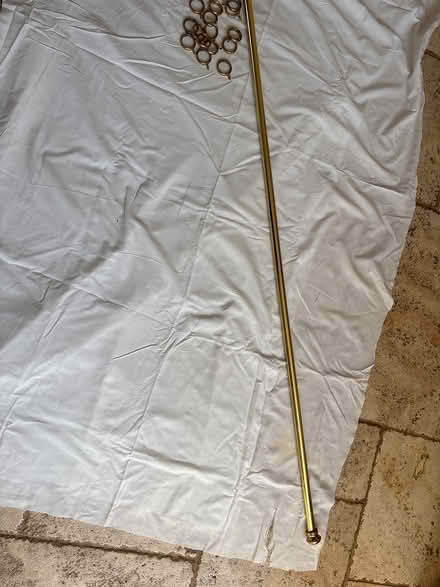 Photo of free Curtain rod (Farnham Common SL2) #2