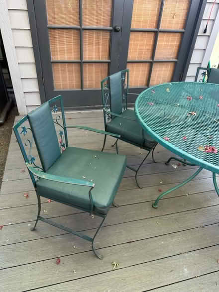 Photo of free Vintage patio set (NE Seattle) #2
