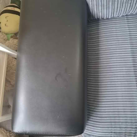 Photo of free 2 seat sofa and 3 seat sofa (CV6) #3