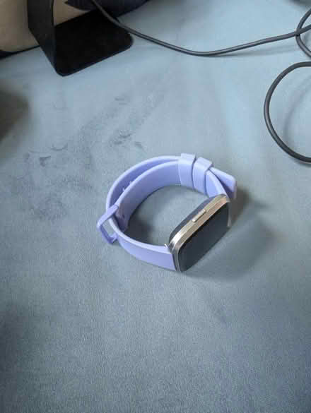 Photo of free Fitbit versa 2 (CM12) #2