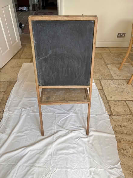 Photo of free Child’s easel (Farnham Common SL2) #1