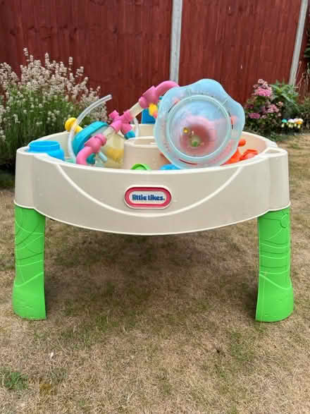 Photo of free Little Tikes water table (Cheshunt EN7) #1
