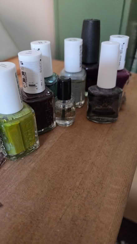 Photo of free Various nail polishes and press ons (Twickenham) #3