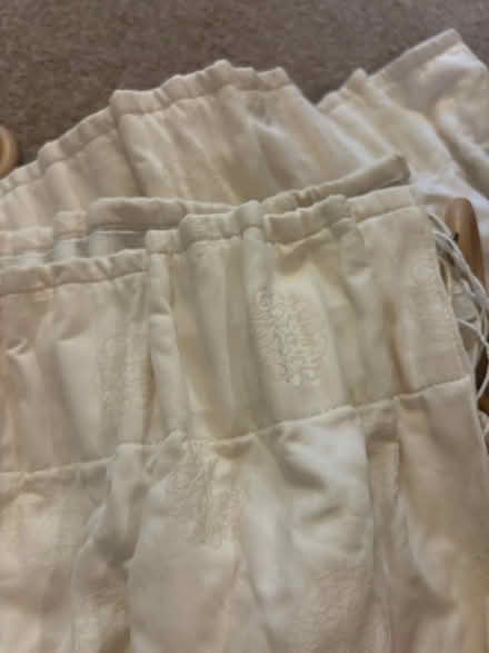 Photo of free Cream curtains (CR5 Coulsdon South) #3