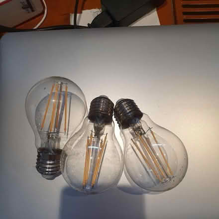 Photo of free 3 E27 5.5w Led bulbs (Pangbourne RG8) #1