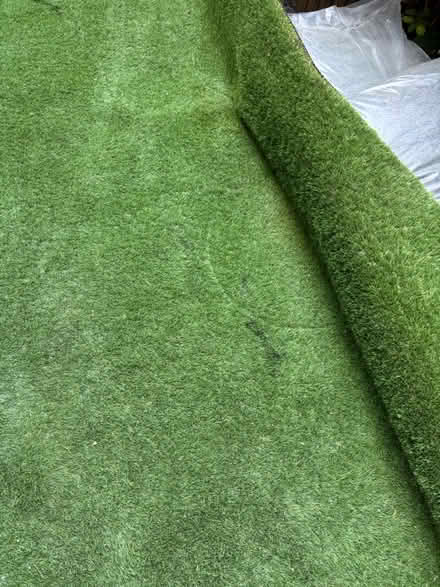 Photo of free 2xpieces of grass, gravel and tools (SW15 Putney) #2