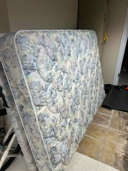 Photo of free Full Mattress & platform (Smyrna, Vinings, Mableton) #1
