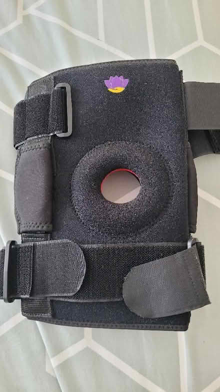 Photo of free Knee support (Hornchurch RM12) #1