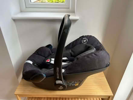 Photo of free Maxi-Cosi Pebble Plus Baby Car Seat Group 0+ ISOFIX Car Seat (Lodge Moor S10) #4