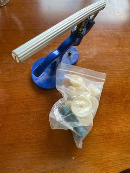 Photo of free Watch press tool (B67) #2