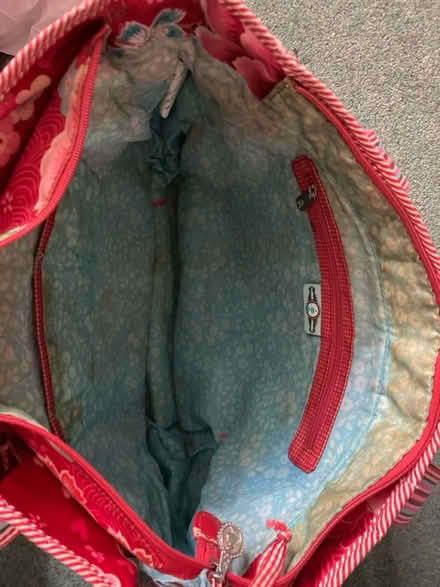 Photo of free Handbag - large floral (Eltham, SE9) #2