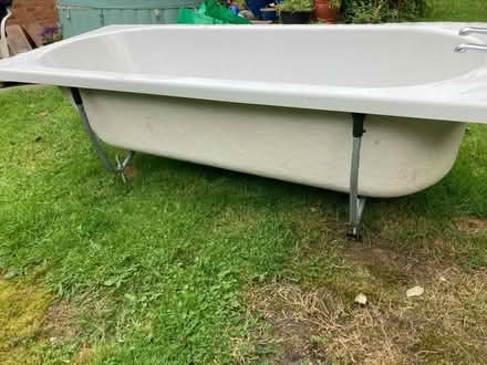 Photo of free Bath tub (Tredegar NP22) #3