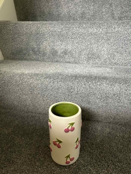 Photo of free Small cherry print vase (ware SG12) #4