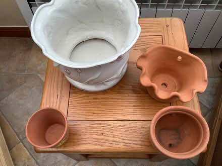 Photo of free 1 large white plant pot holder and 3 terracotta pots (Deanburn EH26) #2