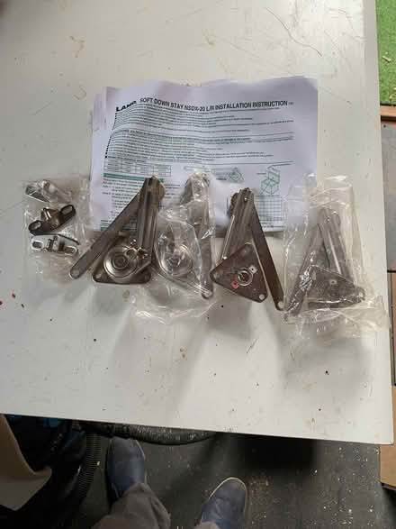 Photo of free Soft Stay hinges (Hackenthorpe S12 4QF) #1