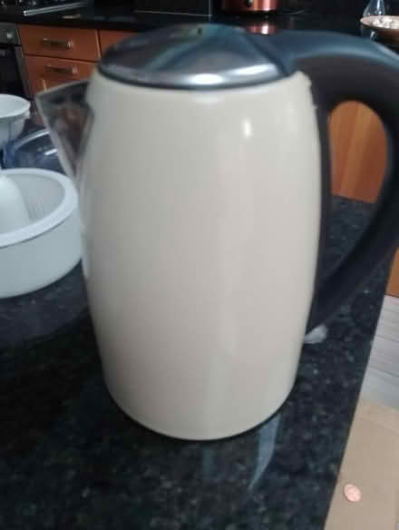 Photo of free Non working kettle without base. (Heald Green SK8) #1
