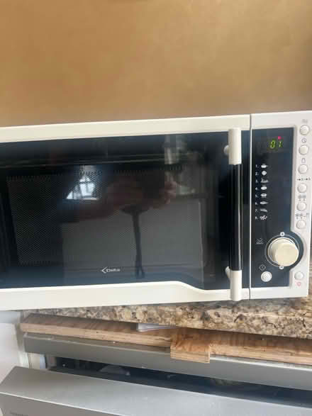 Photo of free Delta microwave (BS3) #1