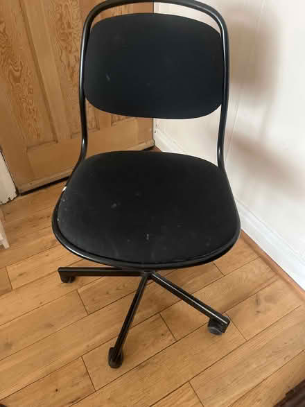 Photo of free Desk chair (Roundhay LS8) #1