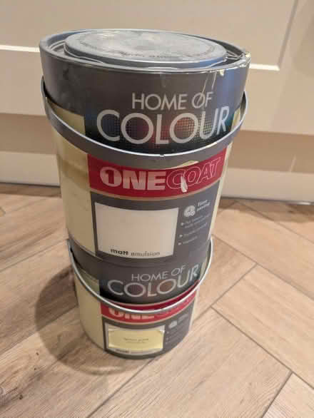 Photo of free Wall paint (Ware SG12) #1