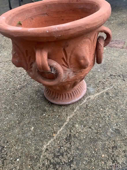 Photo of free Heavy duty ceramic pot (Harrietsham ME17) #2
