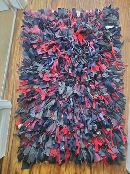 Photo of free 'Rag' rug (Sandal WF2) #1