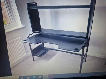 Photo of free Black Office desk (HX3) #1